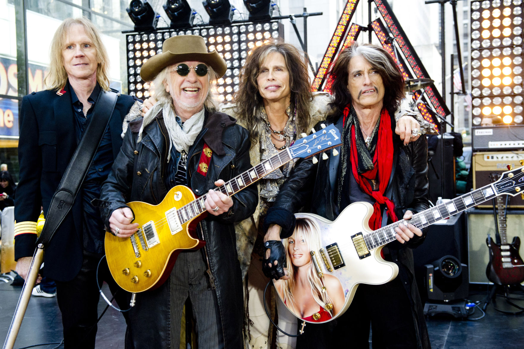 Steven Tyler, Joe Perry, Tom Hamilton, Brad Whitford